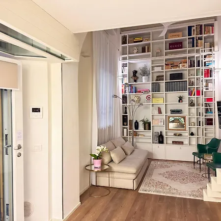 Intomilan I Design Loft San Babila Lägenhet