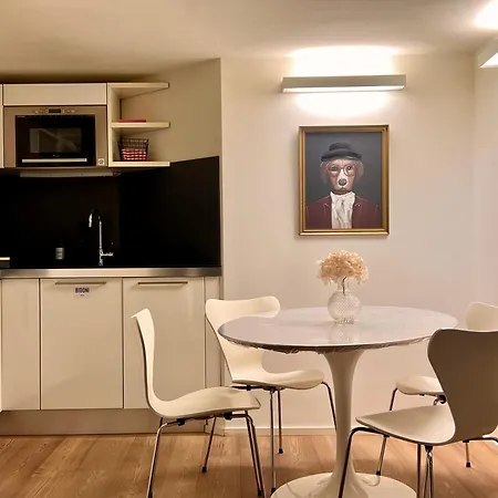 Lägenhet Intomilan I Design Loft San Babila Milano
