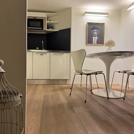 Lägenhet Intomilan I Design Loft San Babila Milano